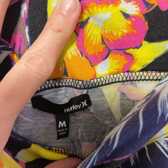 Hurley Floral Print Skirt - NWT - Picture 2 of 5